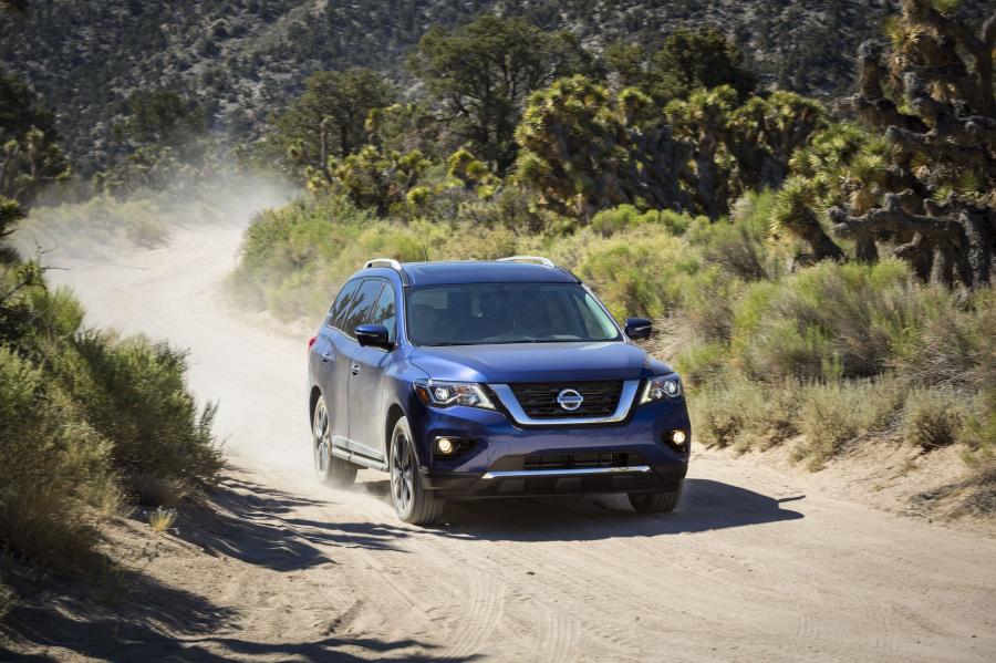  Nissan Pathfinder (R52) 2016 года  (NA) (фото 18 из 41)